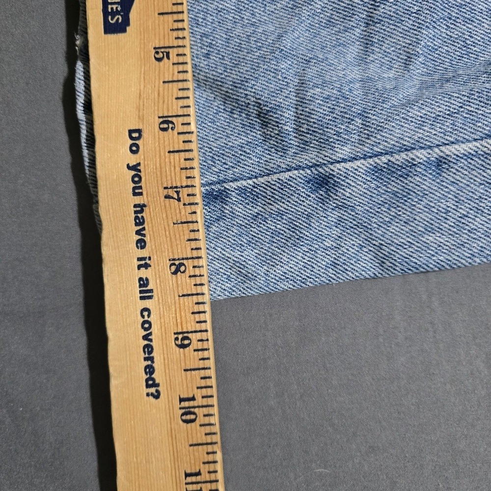 Universal Thread 90s Baggy Jeans Light Wash Distressed womens Size 00 27x32 - Picture 3 of 8